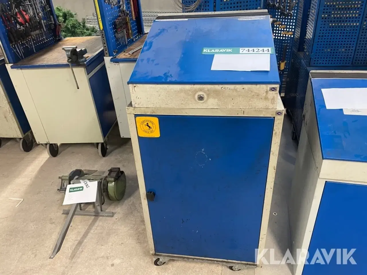 Billede 8 - Værktøjsskabe 2 styk