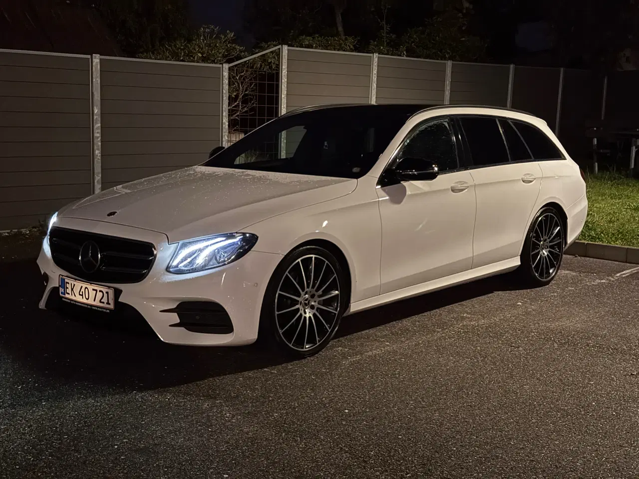 Billede 1 - Mercedes-Benz E220 d T 2,0 D AMG Line 9G-Tronic 194HK Stc Aut.