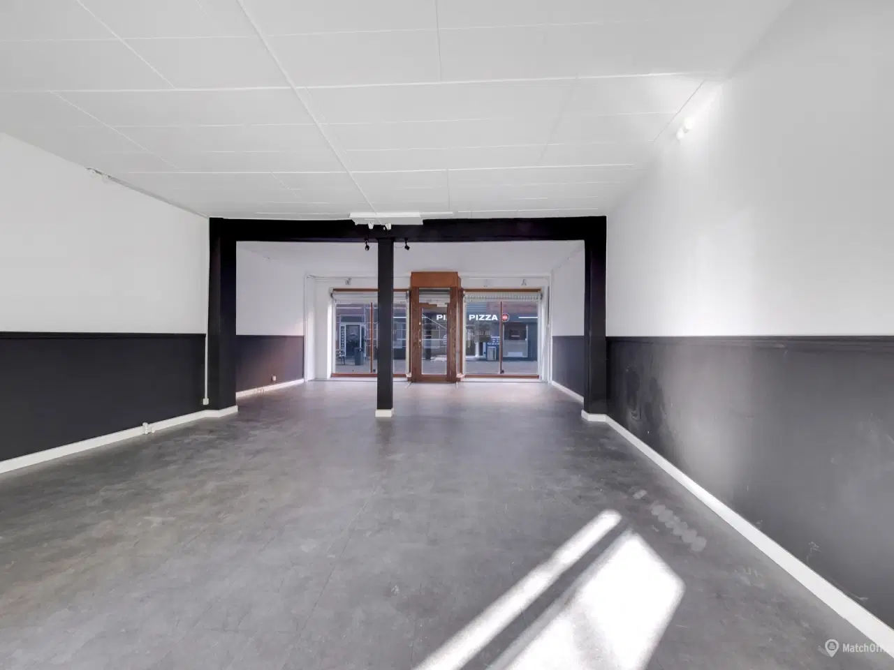 Billede 7 - Rummeligt butikslokale på Nørregade - perfekt til din næste forretning.