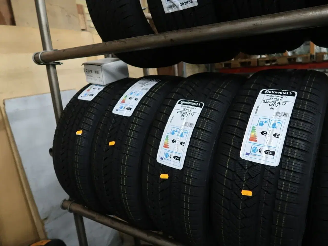 Billede 1 - 4 stk. dæk CONTINENTAL 235/50R17 96V