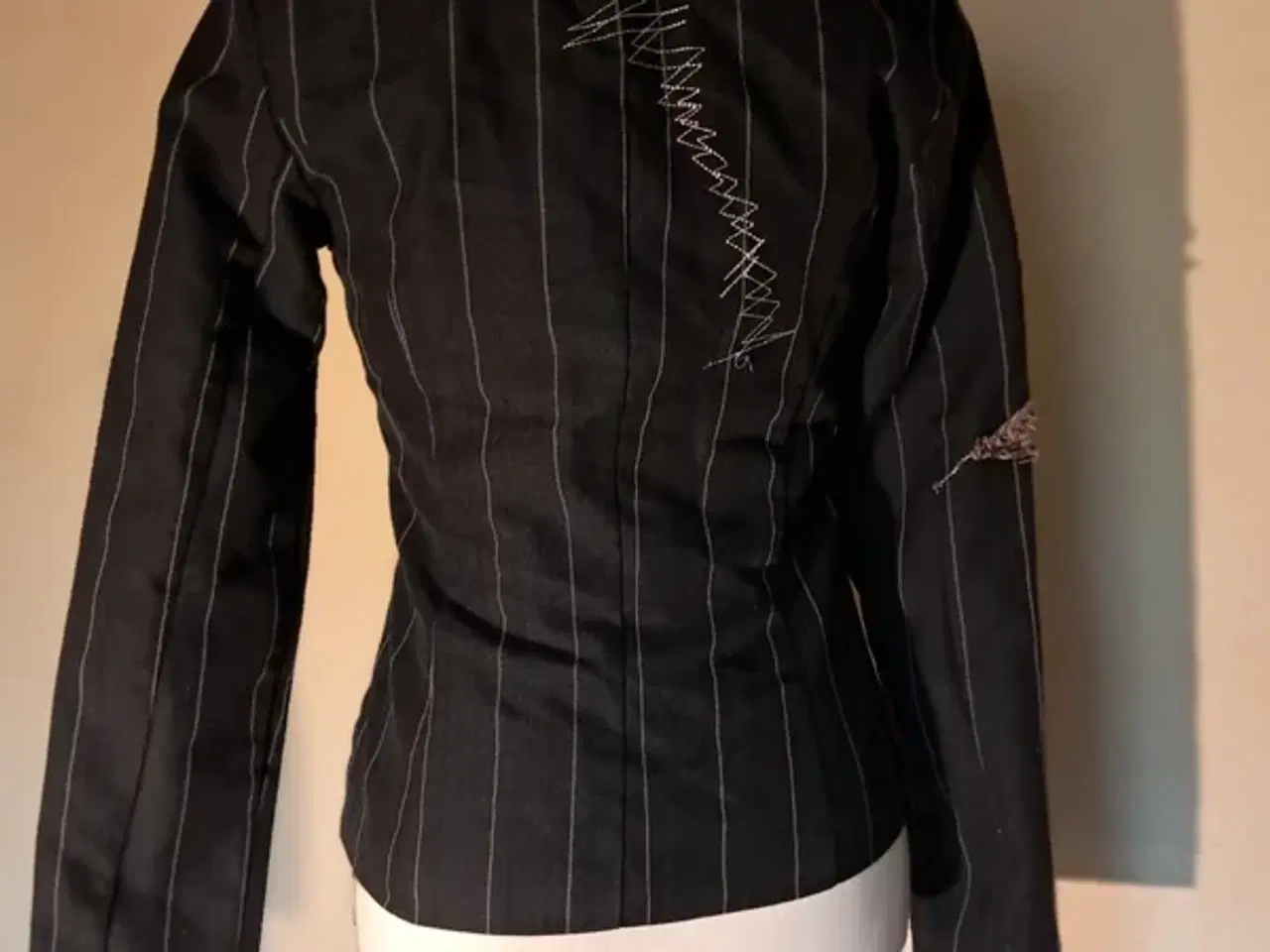 Billede 3 - Vero Moda str. 34 blazer