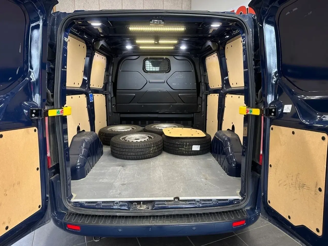 Billede 15 - Ford Transit Custom 320S 2,0 TDCi 185 Sport aut.