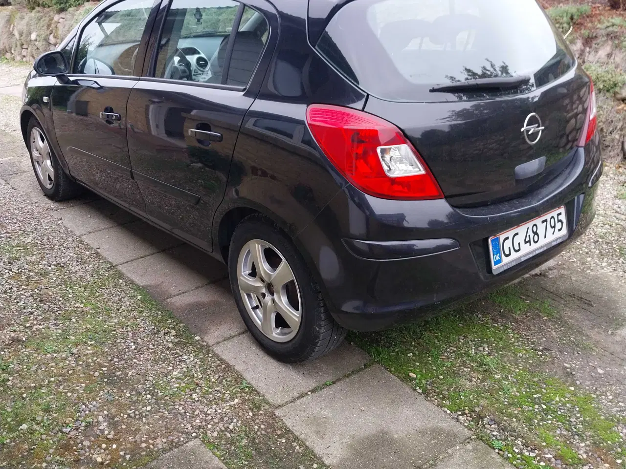 Billede 3 - Velkørernde opel med 1.7 år til Syn 