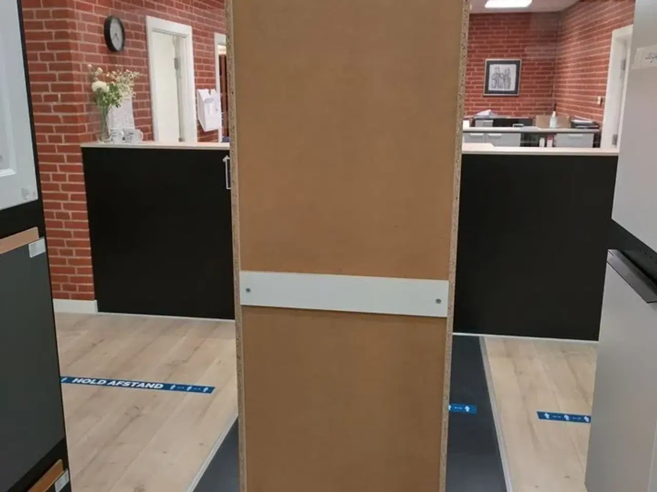 Billede 4 - 4 stk. u samlet højskabe H: 195,2 x B: 60 x D: 58,1 cm uden låger.