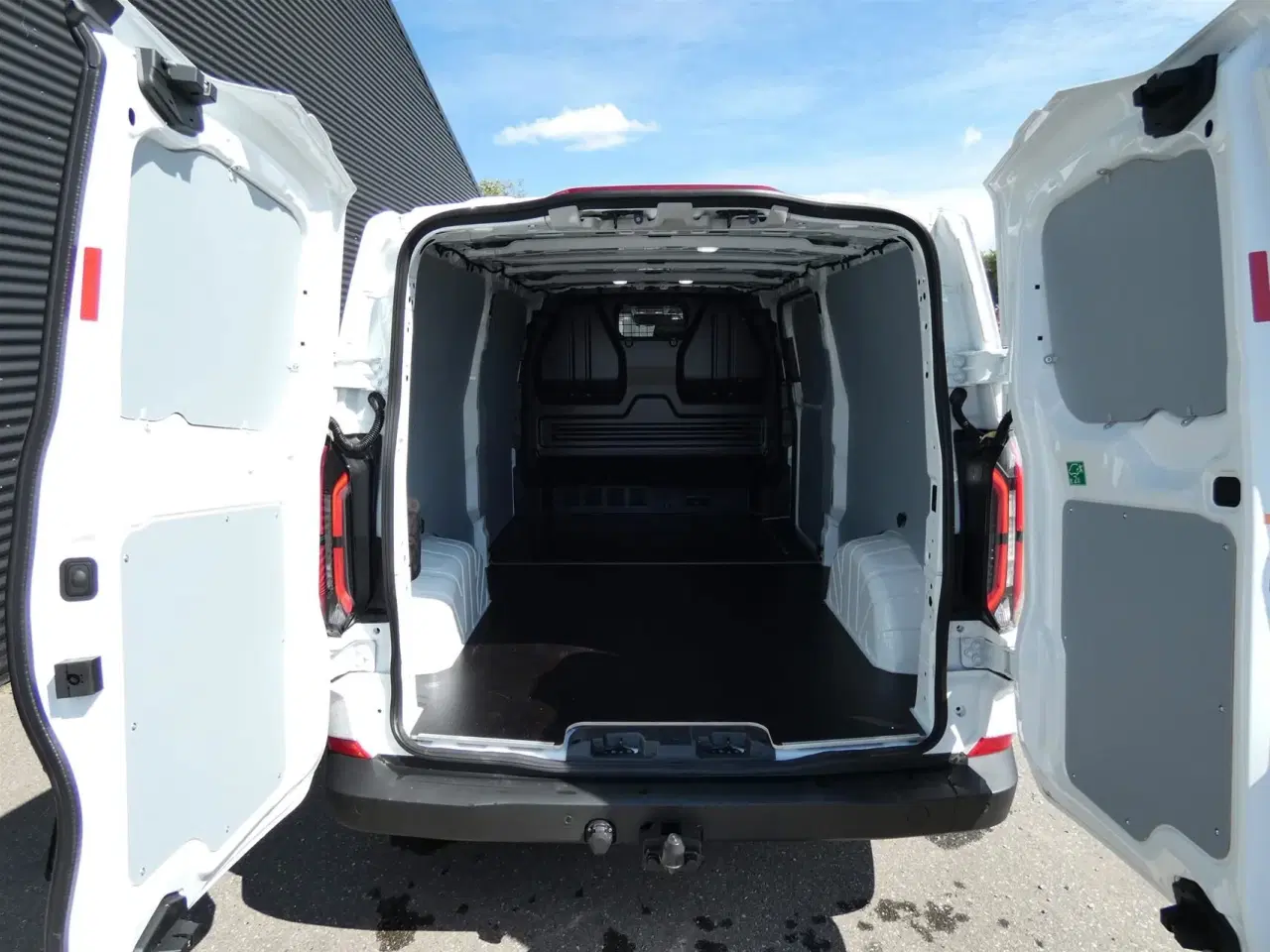 Billede 9 - Ford E-Transit Custom 320 L2H1 EL Trend 218HK Van Aut.