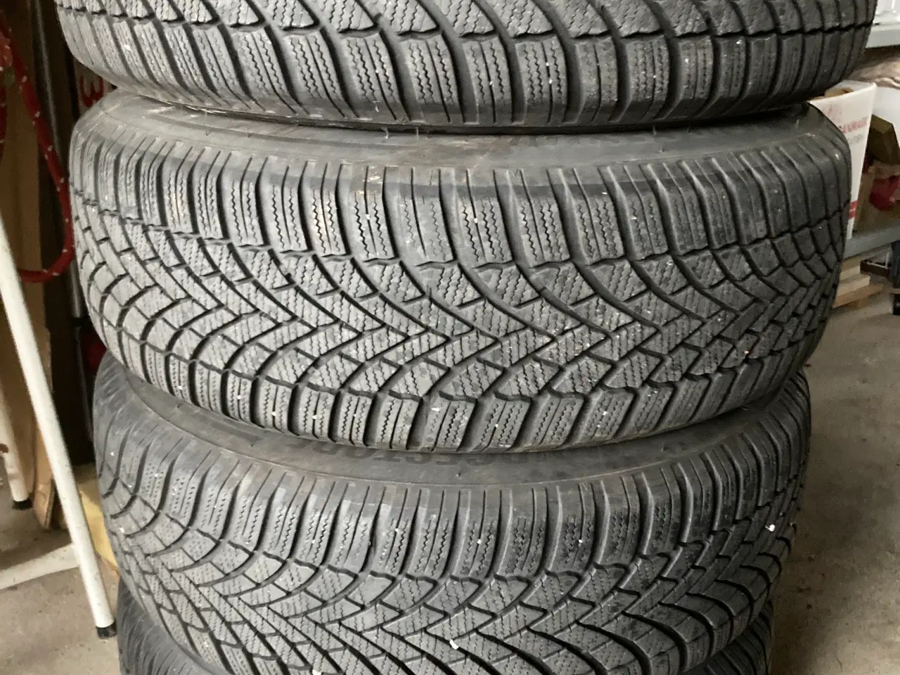 Billede 1 - Vinterhjul 195/65 R15 på stålfælge