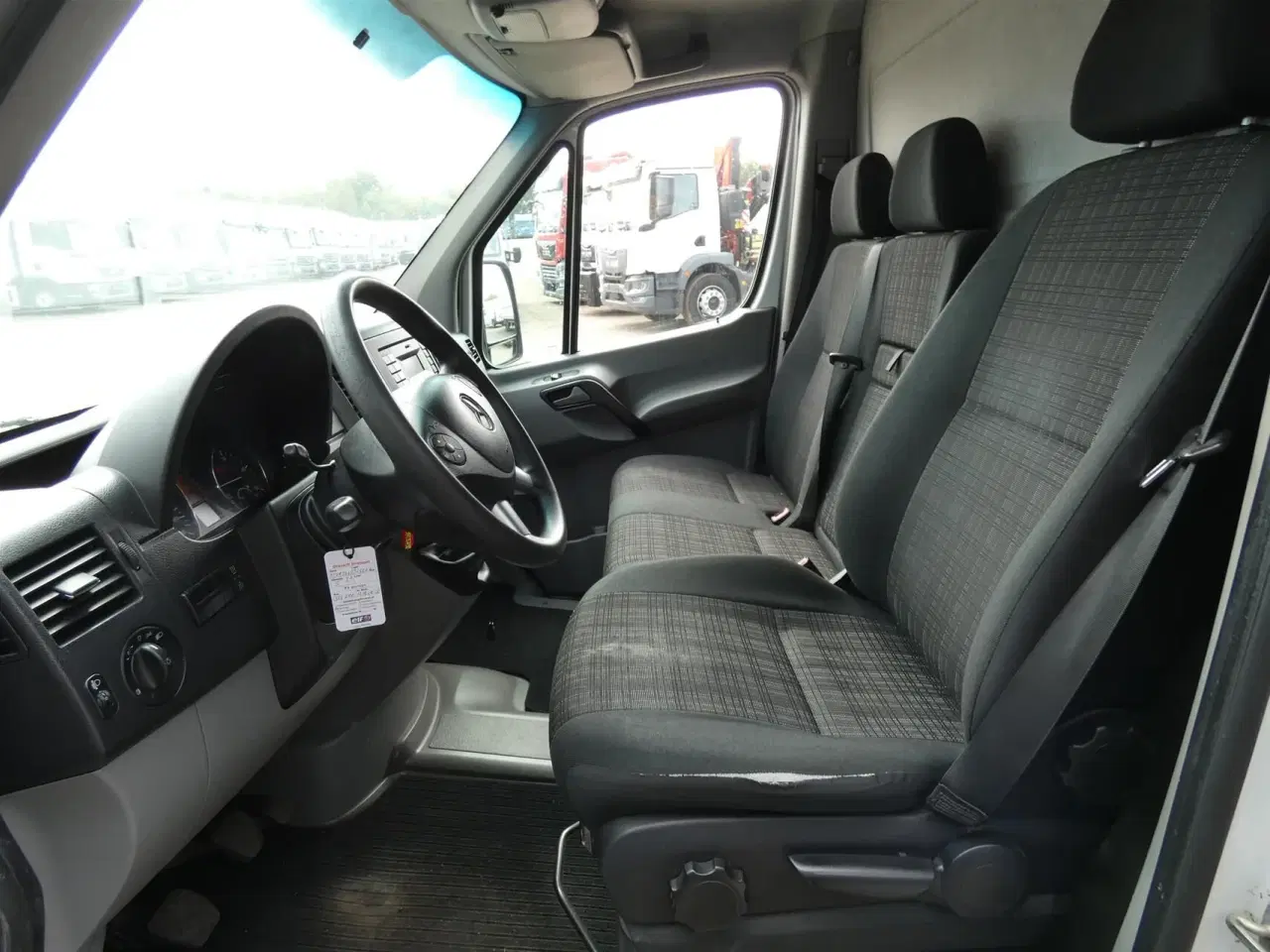 Billede 9 - Mercedes-Benz Sprinter 316 KØLEBIL 2,1 CDI R2 163HK Van Man.