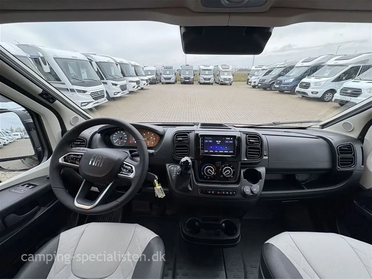 Billede 6 - 2026 - Weinsberg Carabus 540 MQ Edition Fire Ny Weinsberg Carabus 540 MQ Fire Edition 2026 - Kan ses nu hos Camping-Specialisten i Silkeborg