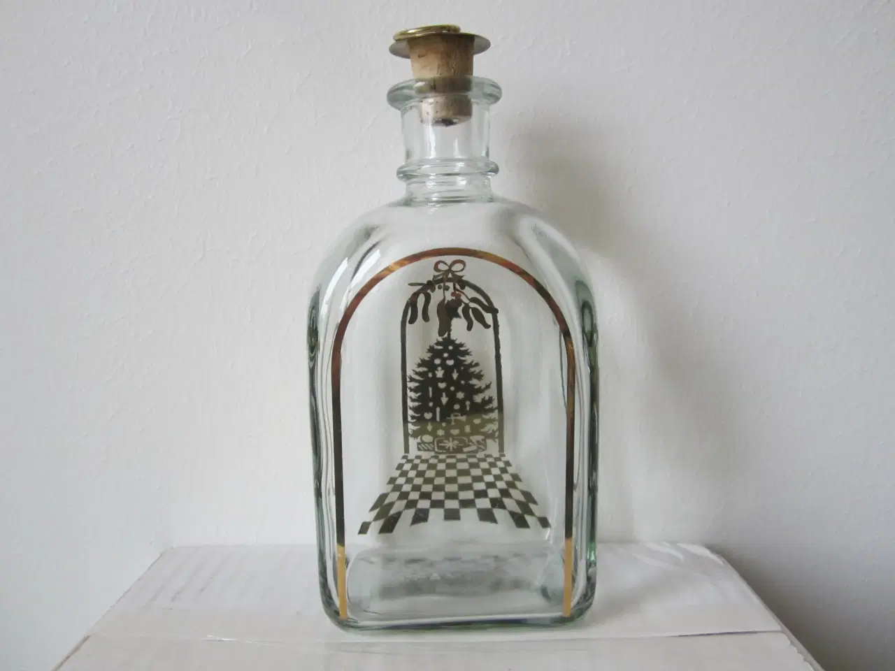 Billede 2 - 1981 Juleflaske, fra Holmegaard.