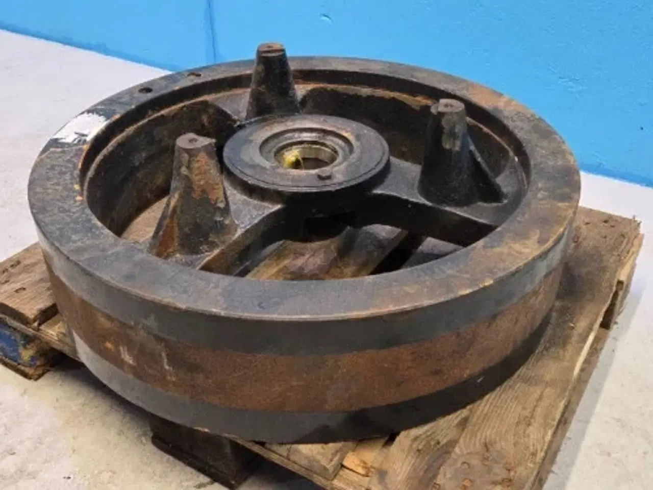 Billede 7 - New Holland BB9060S Svinghjul 87721200