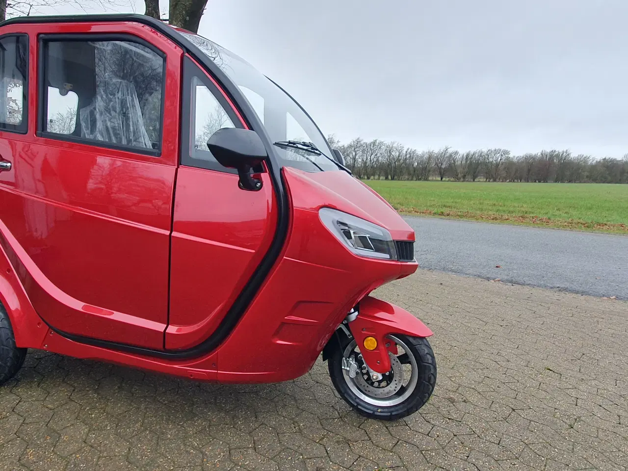 Billede 1 - Kabinescooter 30 km 2 personer