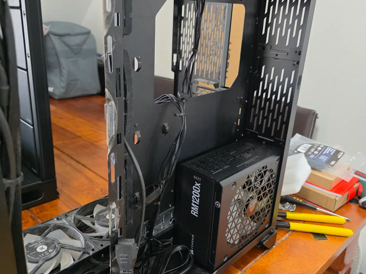 Billede 7 - Lian Li O11D XL ink. Køling og 1200w psu