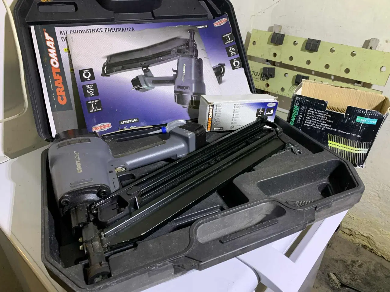 Billede 2 - Sømpistol med søm