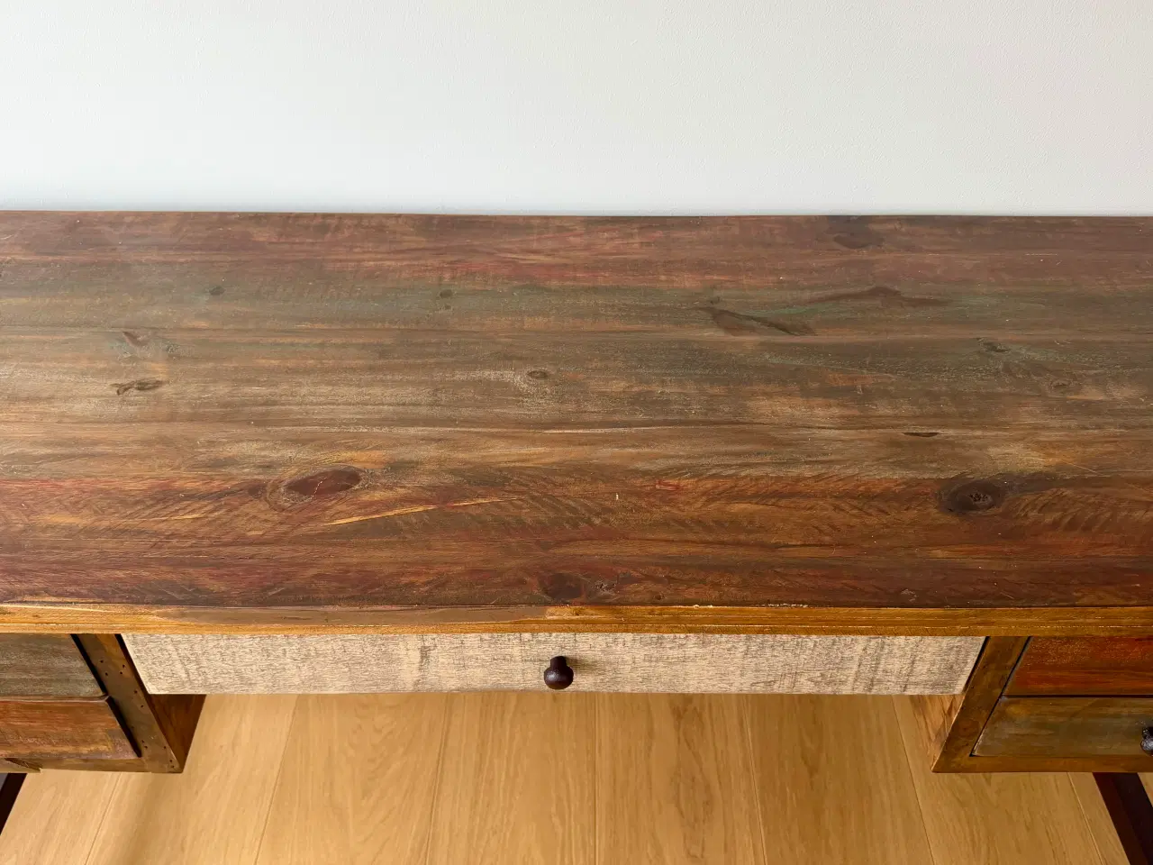 Billede 5 - Wooden desk and chair