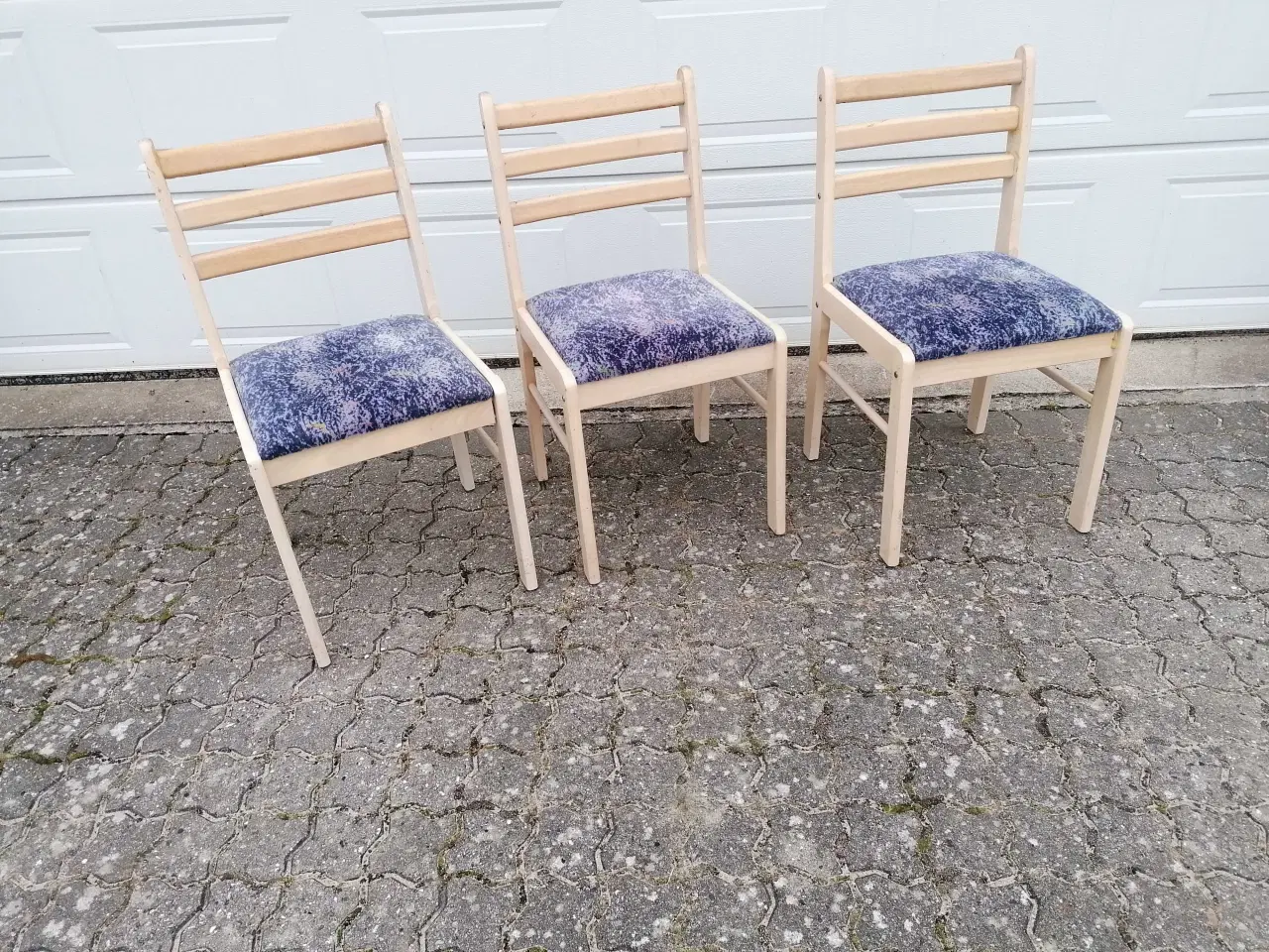 Billede 1 - Spisebordsstole med Stofsæder