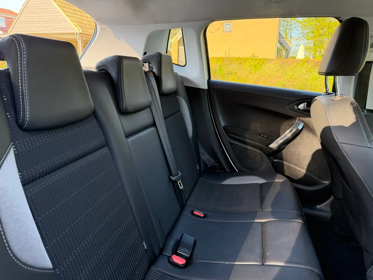 Billede 9 - Salg af Peugeot 2008 bil