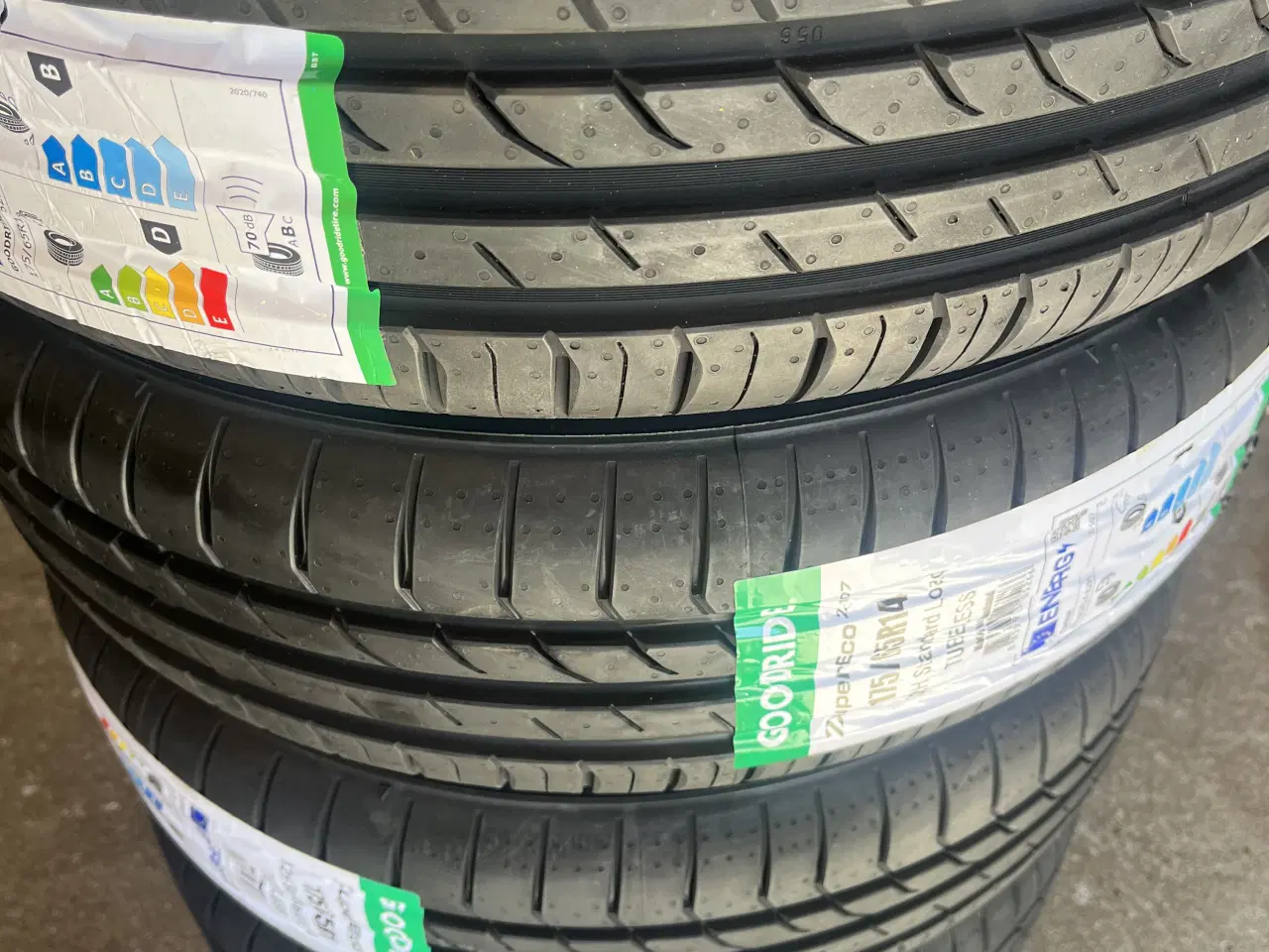 Billede 1 - Nye 175-65-14 VW Up.Sommerdæk.