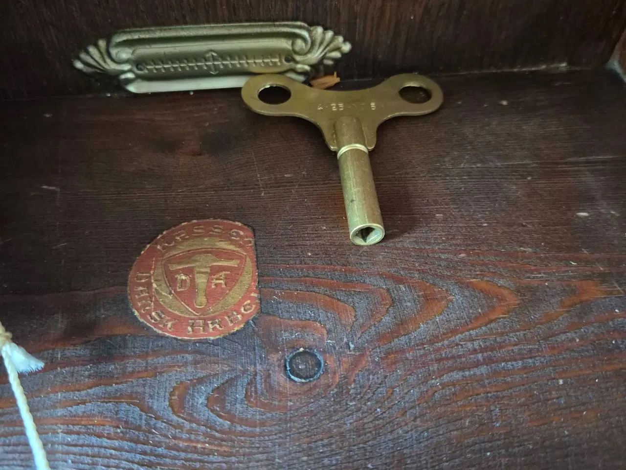 Billede 6 - Flot danskproduceret Junghans vægur 