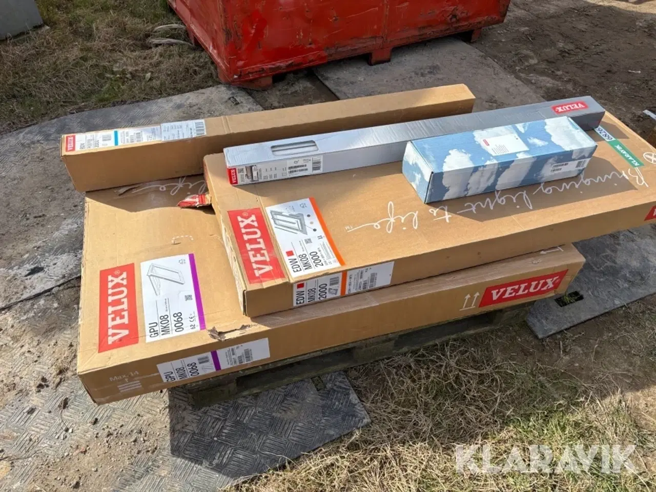 Billede 11 - Ovenlysvinduer (komplet) Velux med motor og gardin