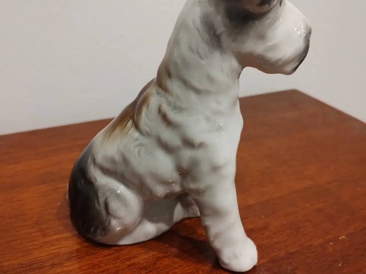Billede 3 - Fin porcelæns hund
