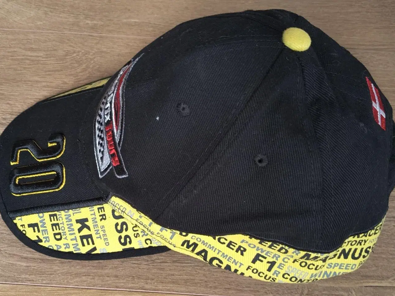 Billede 3 - KEVIN MAGNUSSEN CAP NR. 20, SOM NY