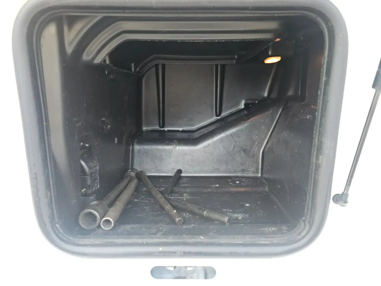 Billede 36 - MAN TGM 15.290, Lukket kasse