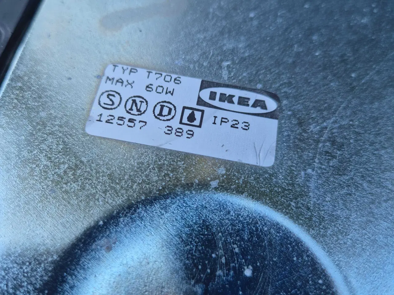 Billede 15 - Sekskantet plafond med gule glas 