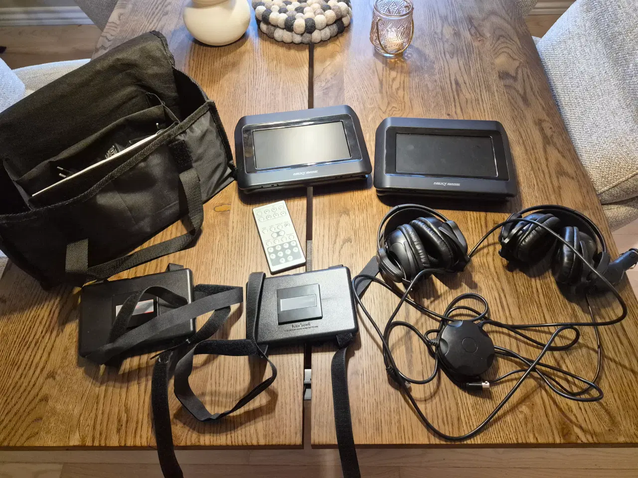 Billede 1 - DVD-afspiller sæt til bilen