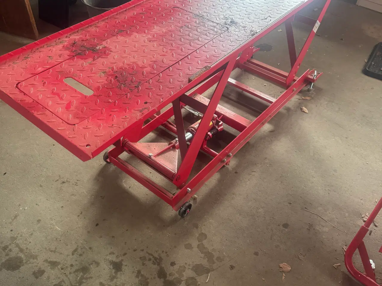 Billede 2 - Rød mc lift