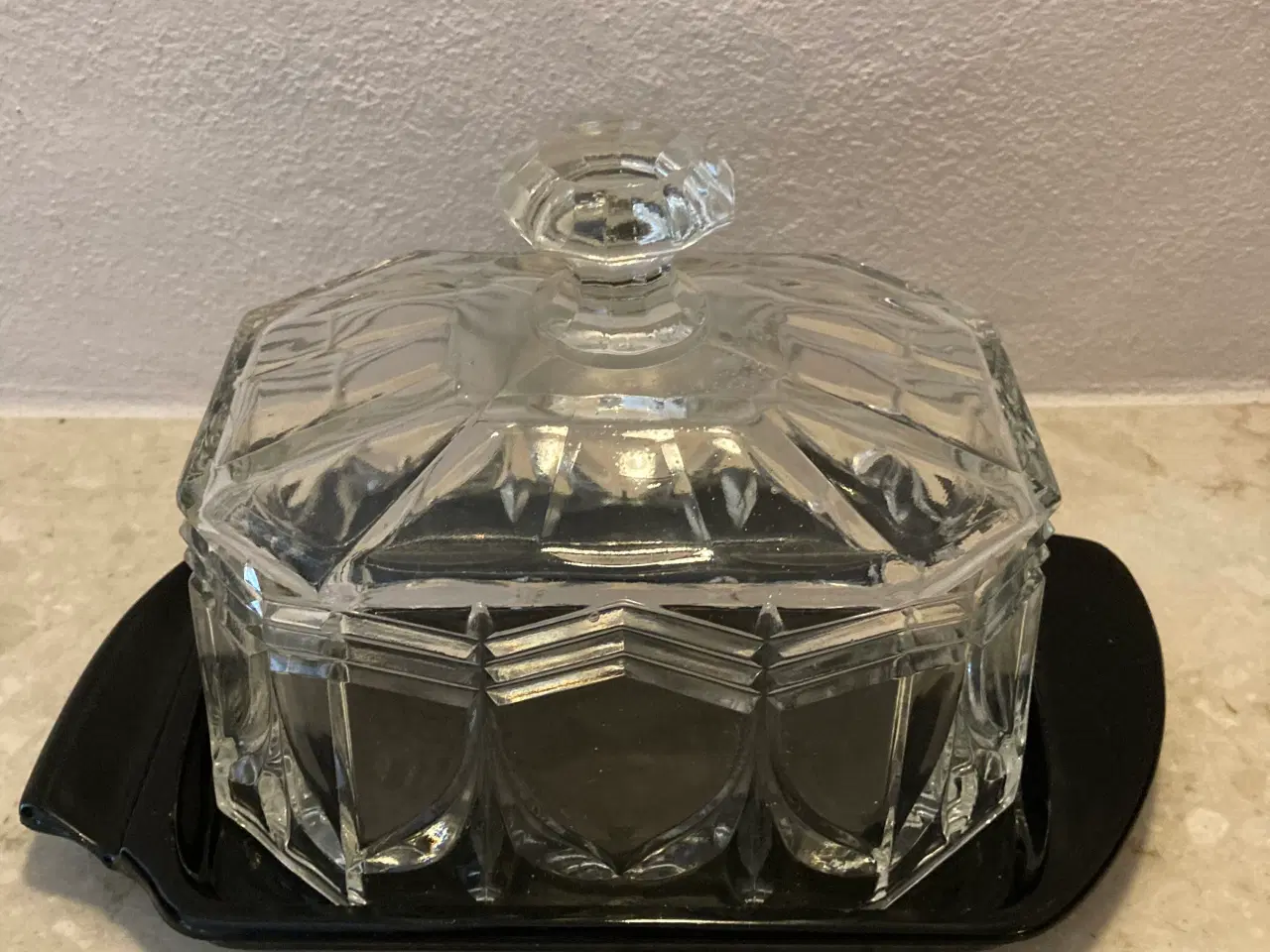 Billede 5 - Flot antik osteklokke med underfad