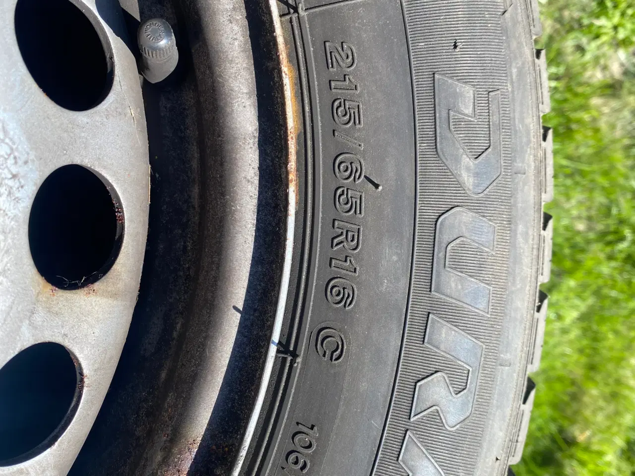 Billede 2 - Fælge med dæk 