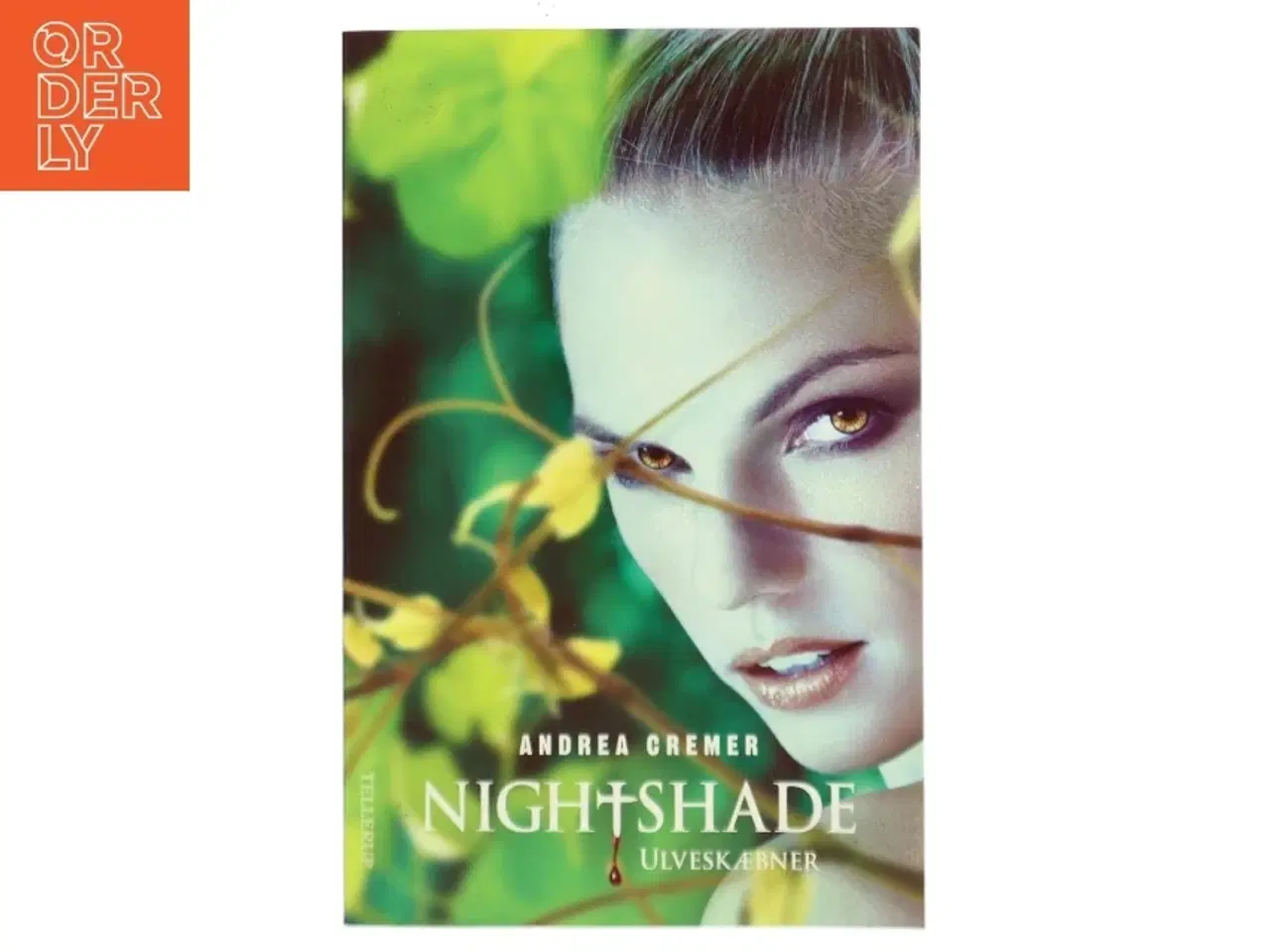 Billede 1 - Nightshade. Bind 2, Ulveskæbner af Andrea Cremer (Bog)