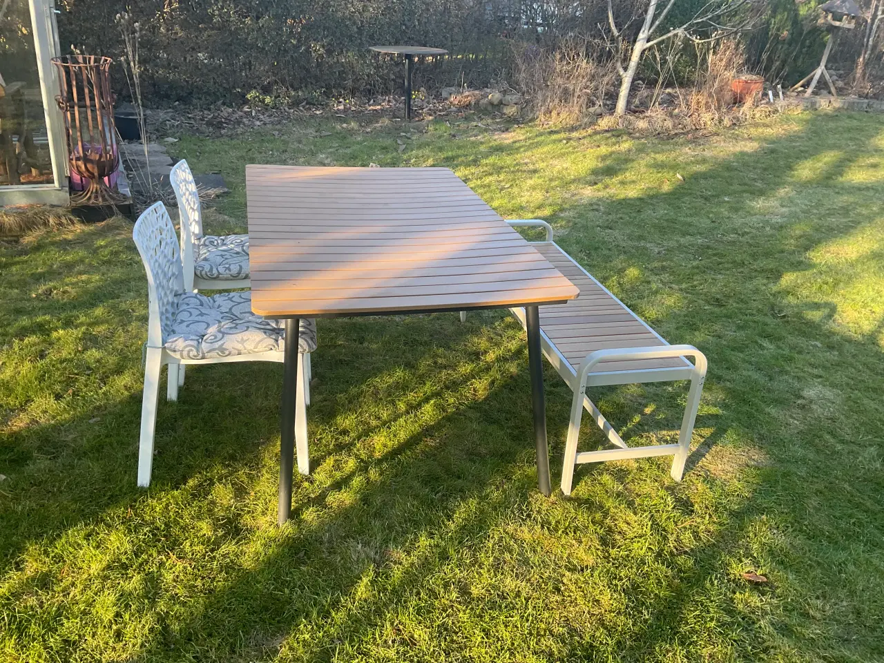 Billede 6 - Pænt alu. havestol med to stole.