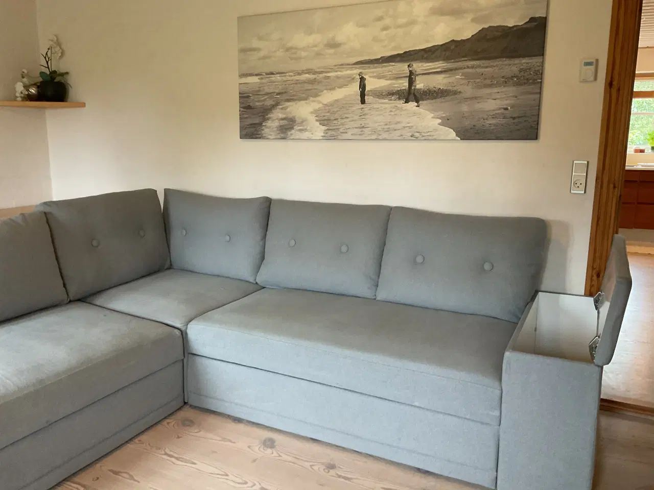 Billede 2 - Lys grå sovesofa fra Ilva incl top madras
