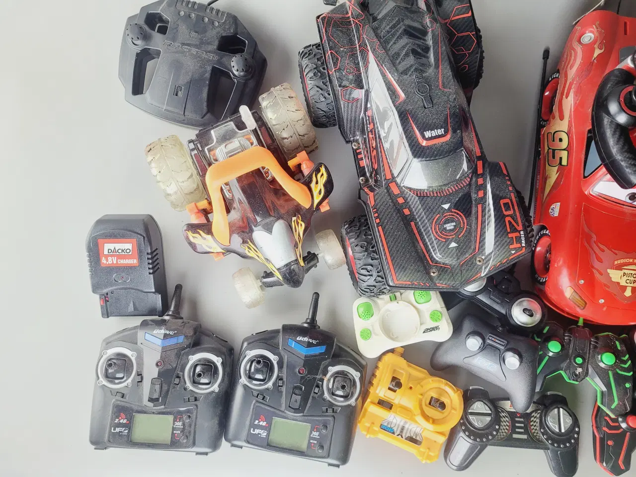 Billede 7 - Kæmpe Lot! Fjernstyrede Biler, Controllere Batteri