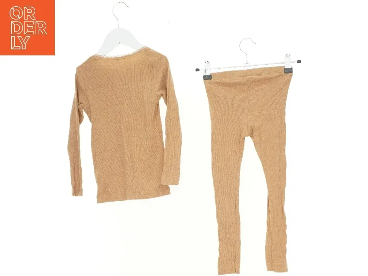 Billede 2 - Sæt (2 stk.) fra Name It (str. 104 cm)