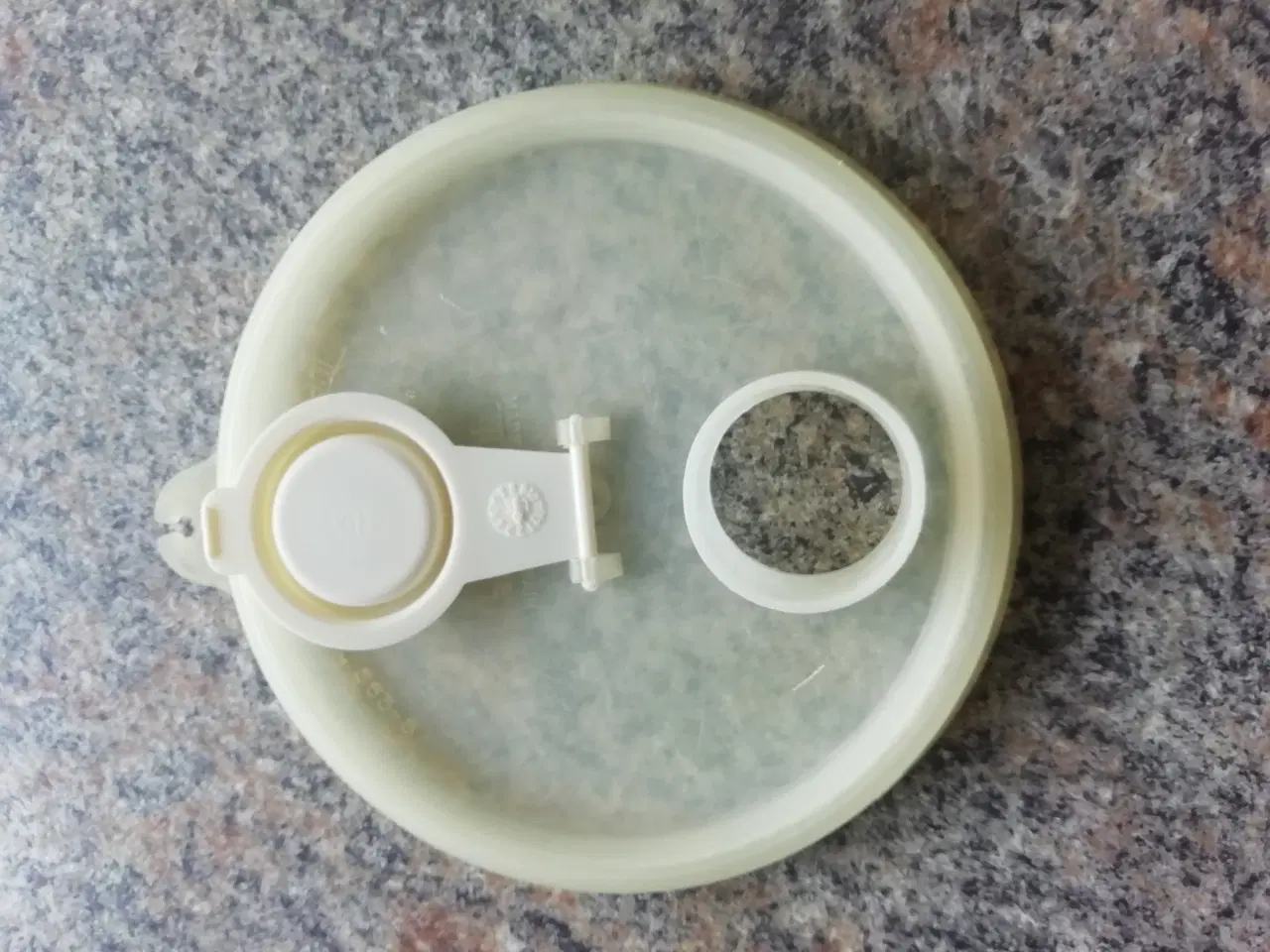 Billede 2 - beholder/kande, Tupperware