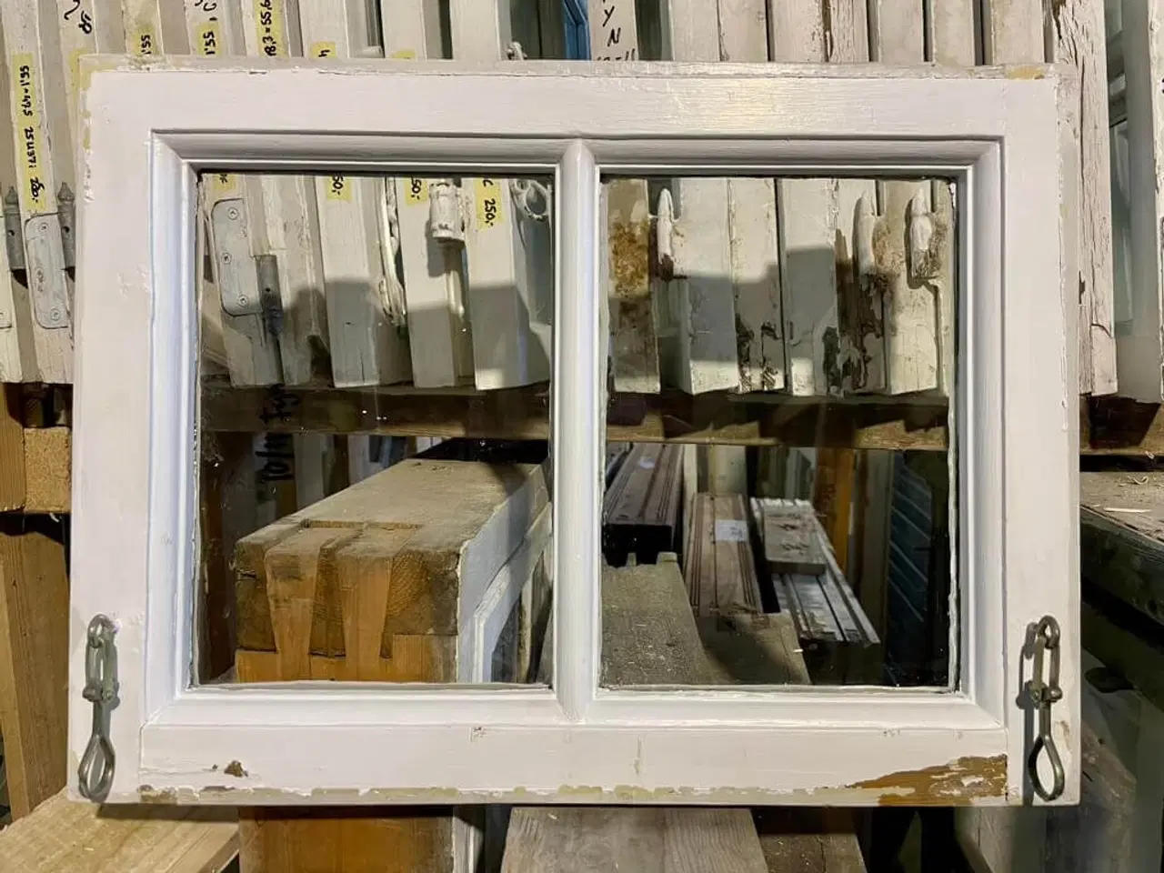 Billede 3 - 2-ruders vinduesramme m. gammelt glas