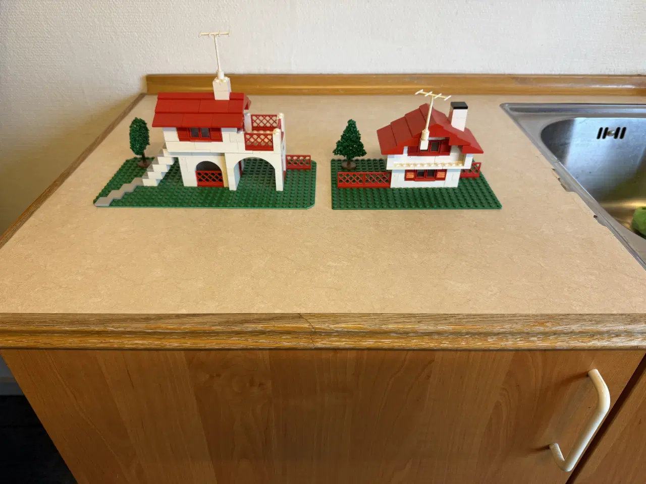 Billede 3 - Lego byggesæt sælges 600kr bud modtages