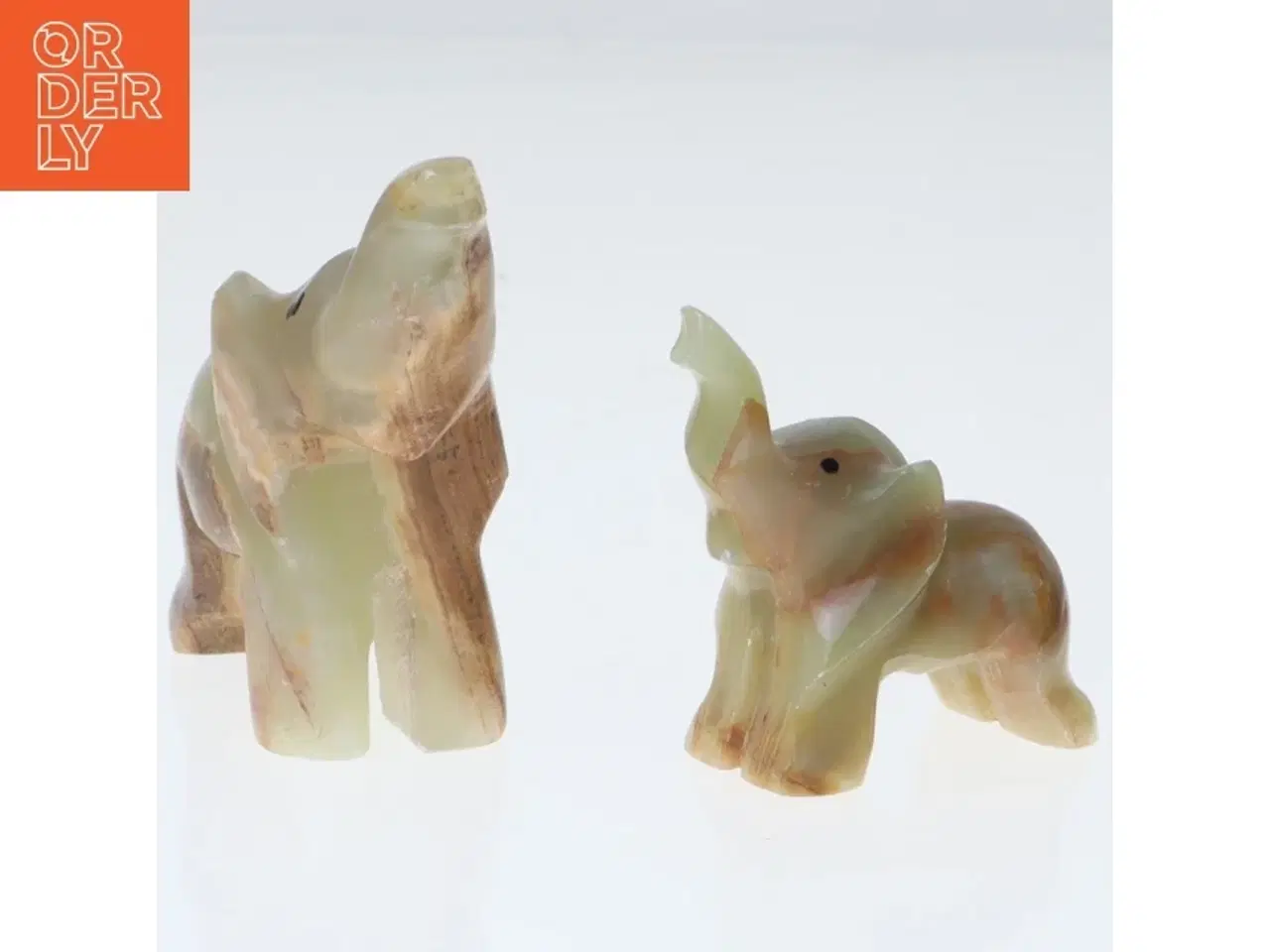Billede 2 - Udskårne sten elefanter (str. 5 cm. og 3,5 cm)