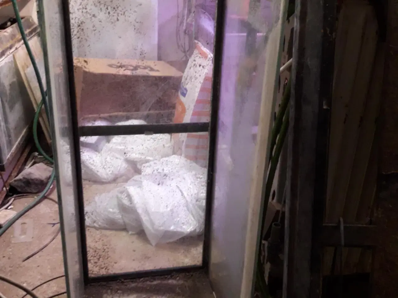 Billede 3 - akvarie 140 L 2 kammer kan fjernes