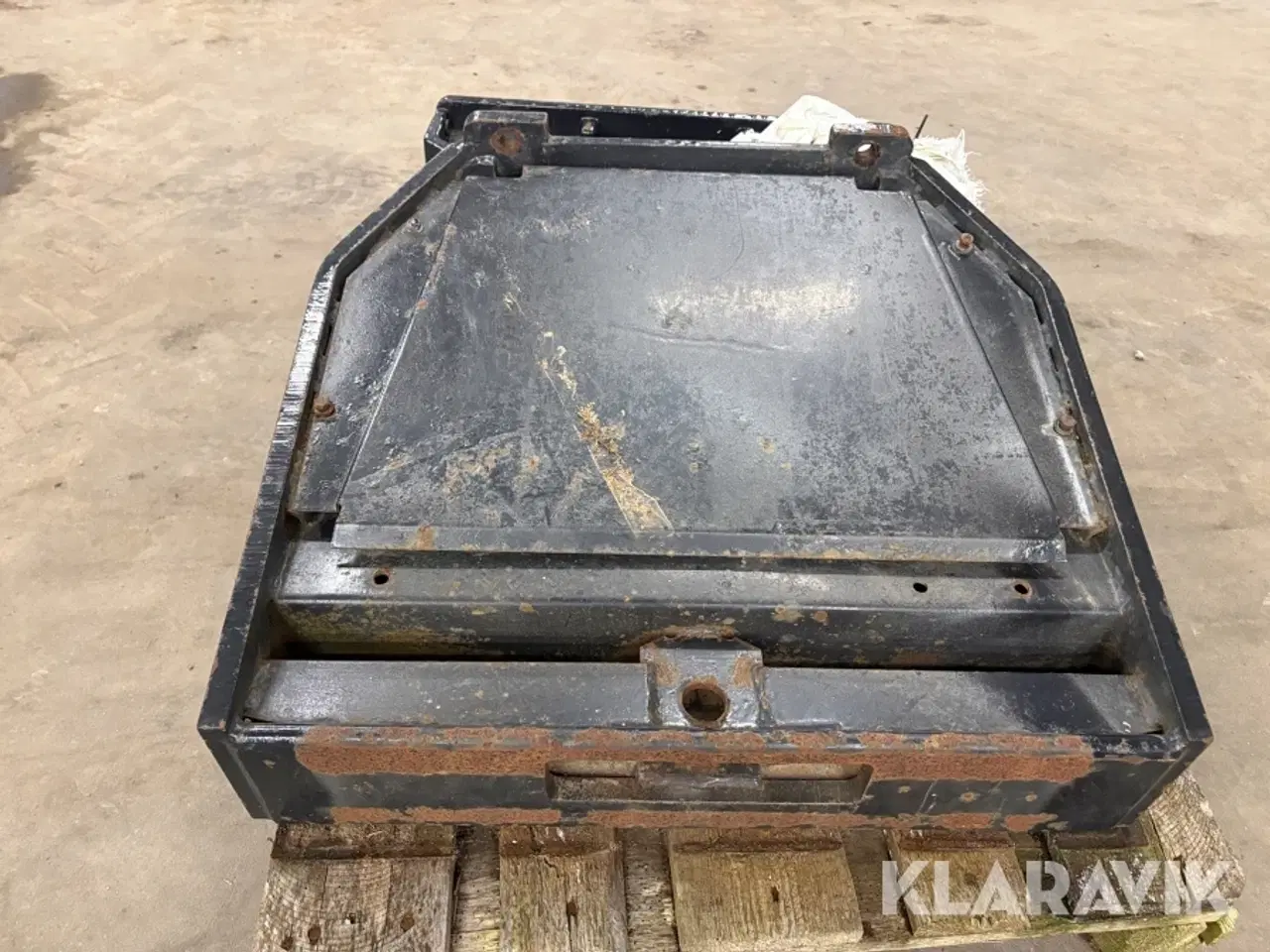 Billede 2 - Basisklods og frontklods - burde passe på valmet