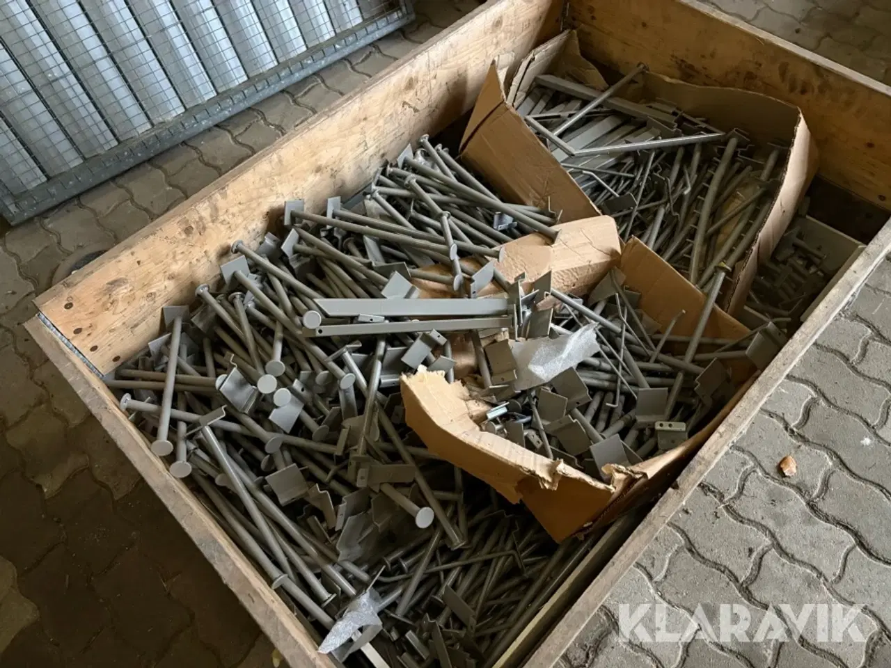 Billede 10 - Butiksinventar - hylder