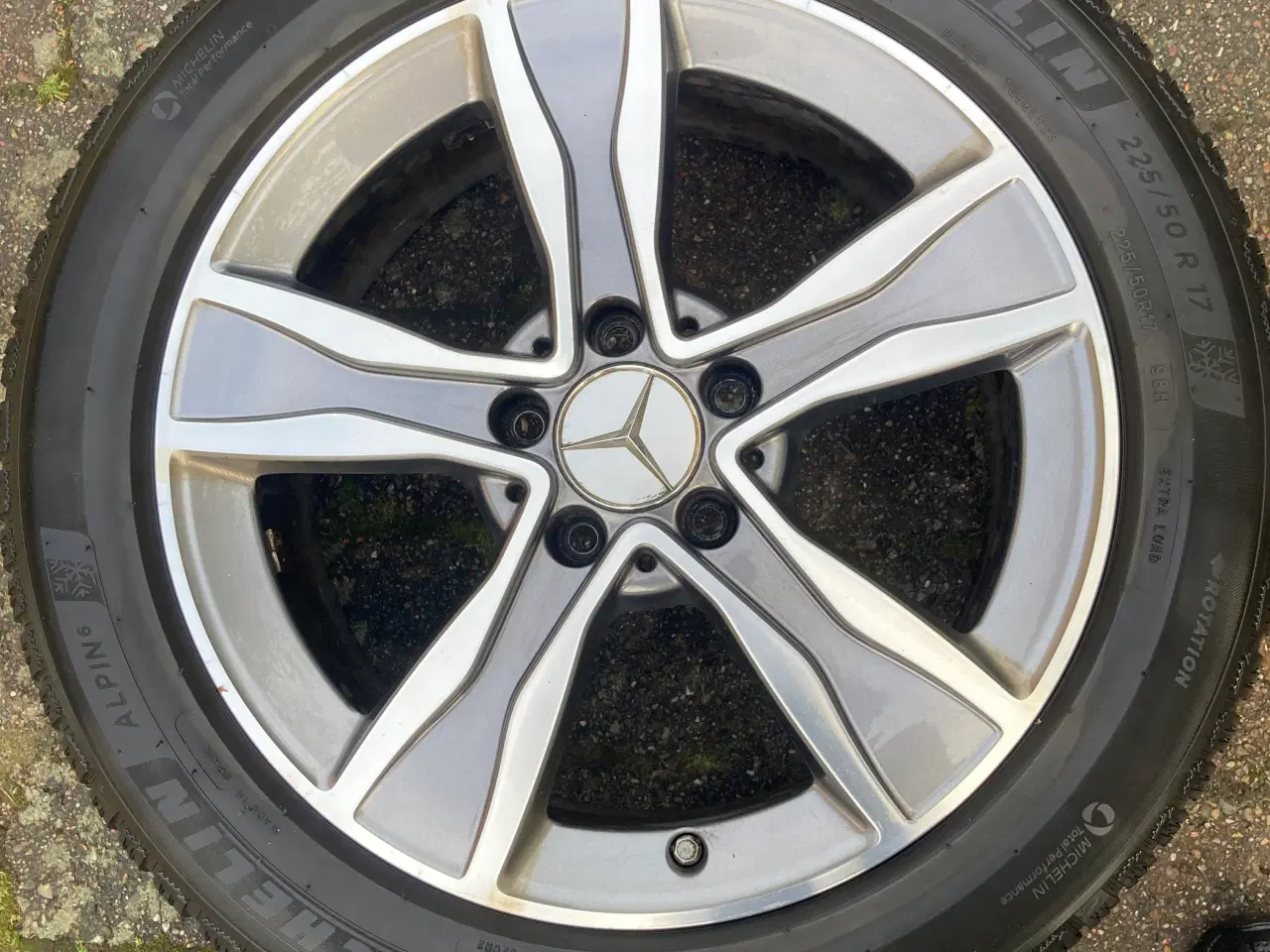 Billede 3 - Originale Mercedes fælge + Vinterdæk 17” 