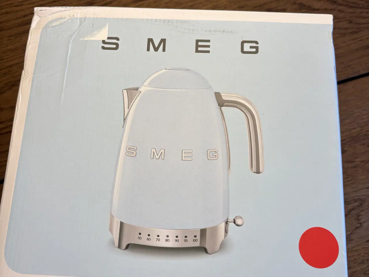 Billede 1 - Helt ny Smeg Elkedel i rød - 1,7 liter