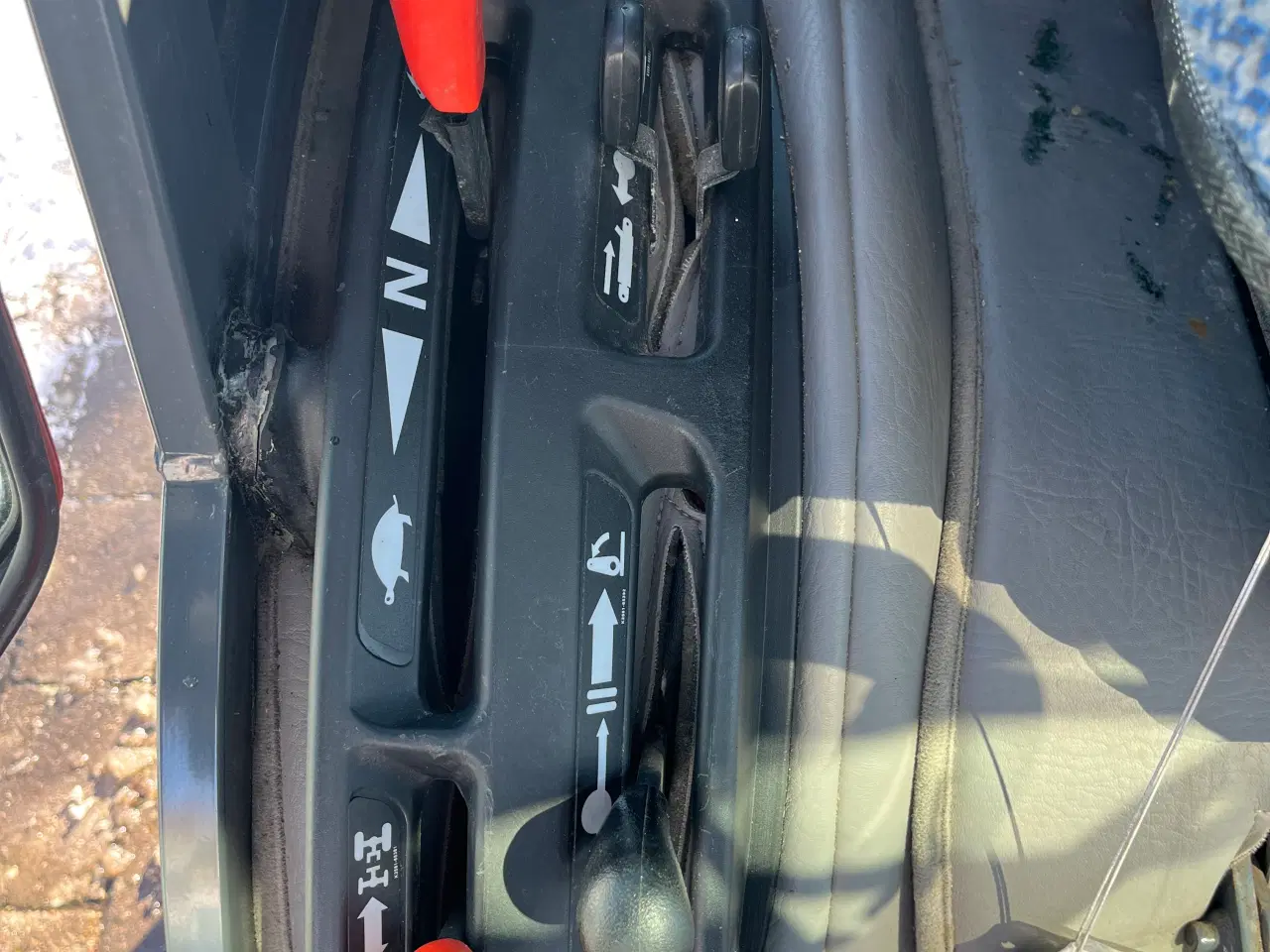 Billede 11 - Kubota 2350 med kost