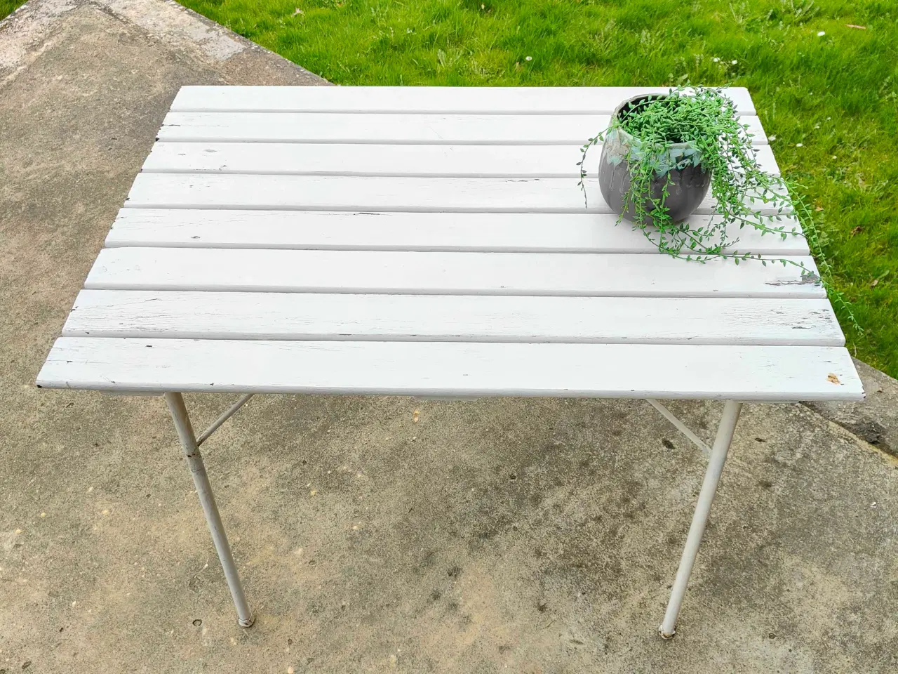 Billede 5 - Charmerende retro havebord 