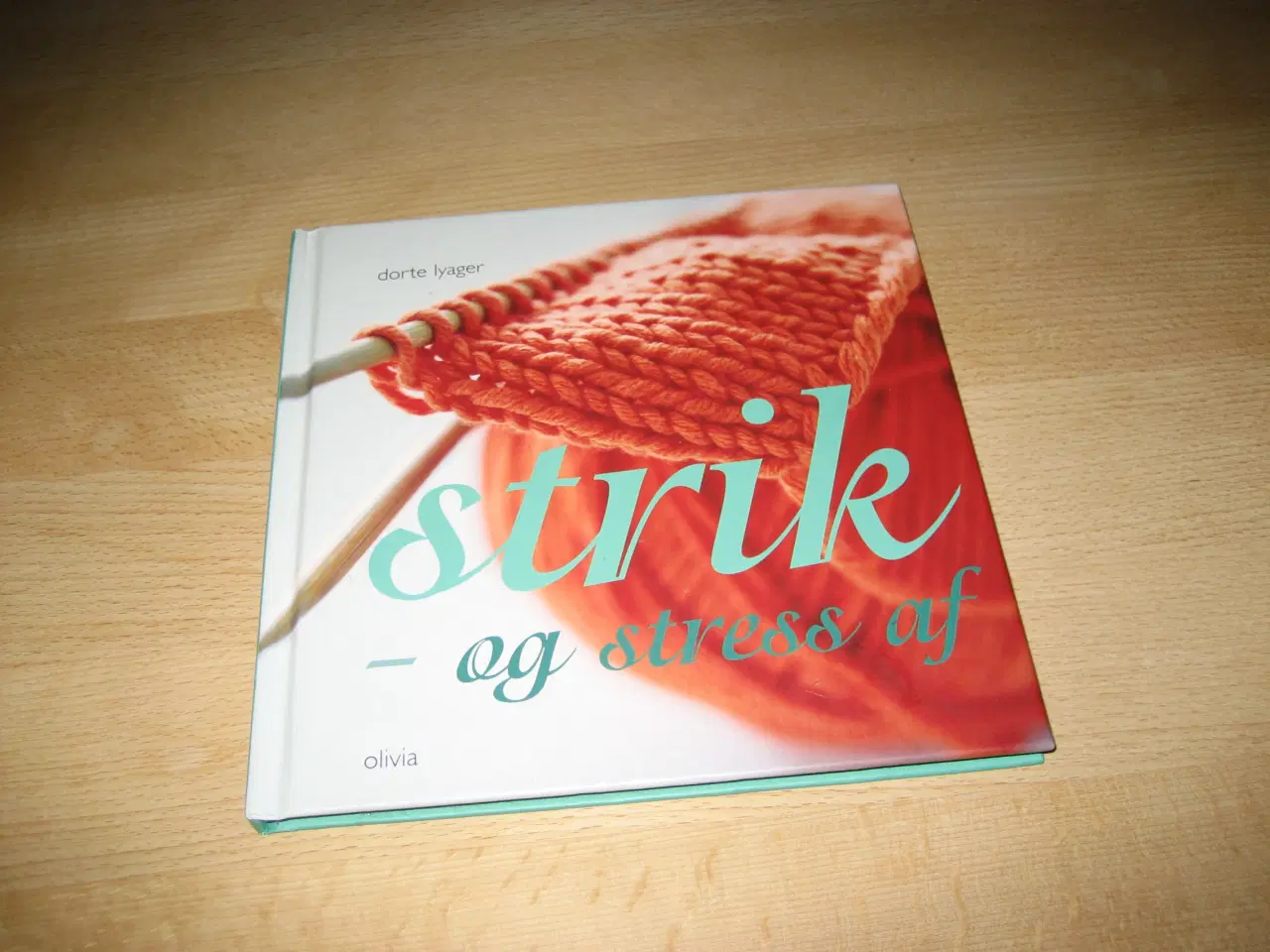 Billede 1 - Strikkebog