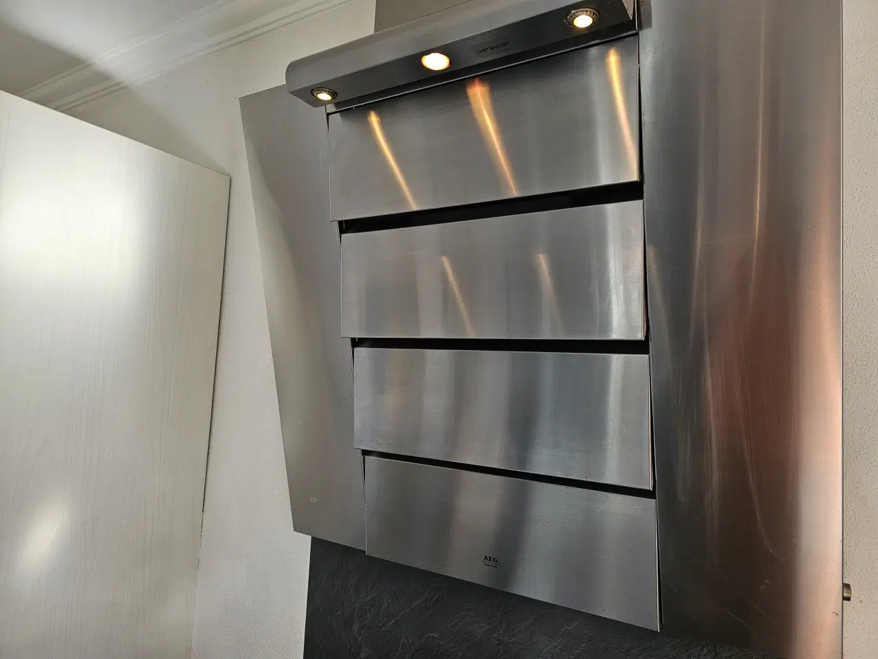 Billede 3 - Aeg emhætte væghængt