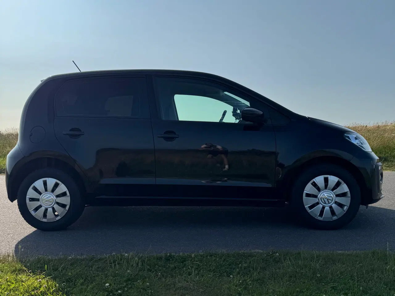 Billede 4 - Velholdt Vw Up